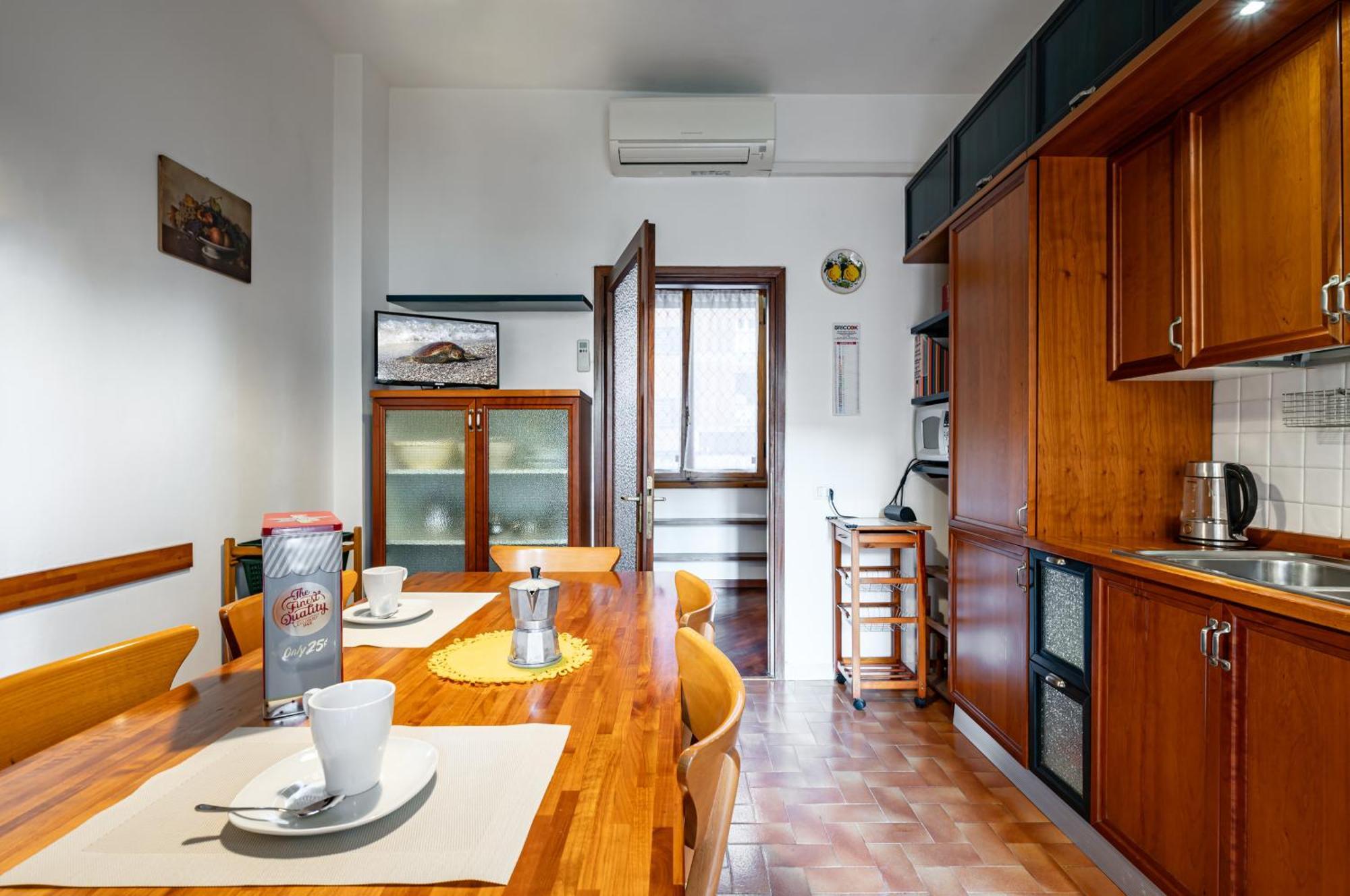 Visarno & University Roomy Flat X6 With Parking Florence Exterior photo